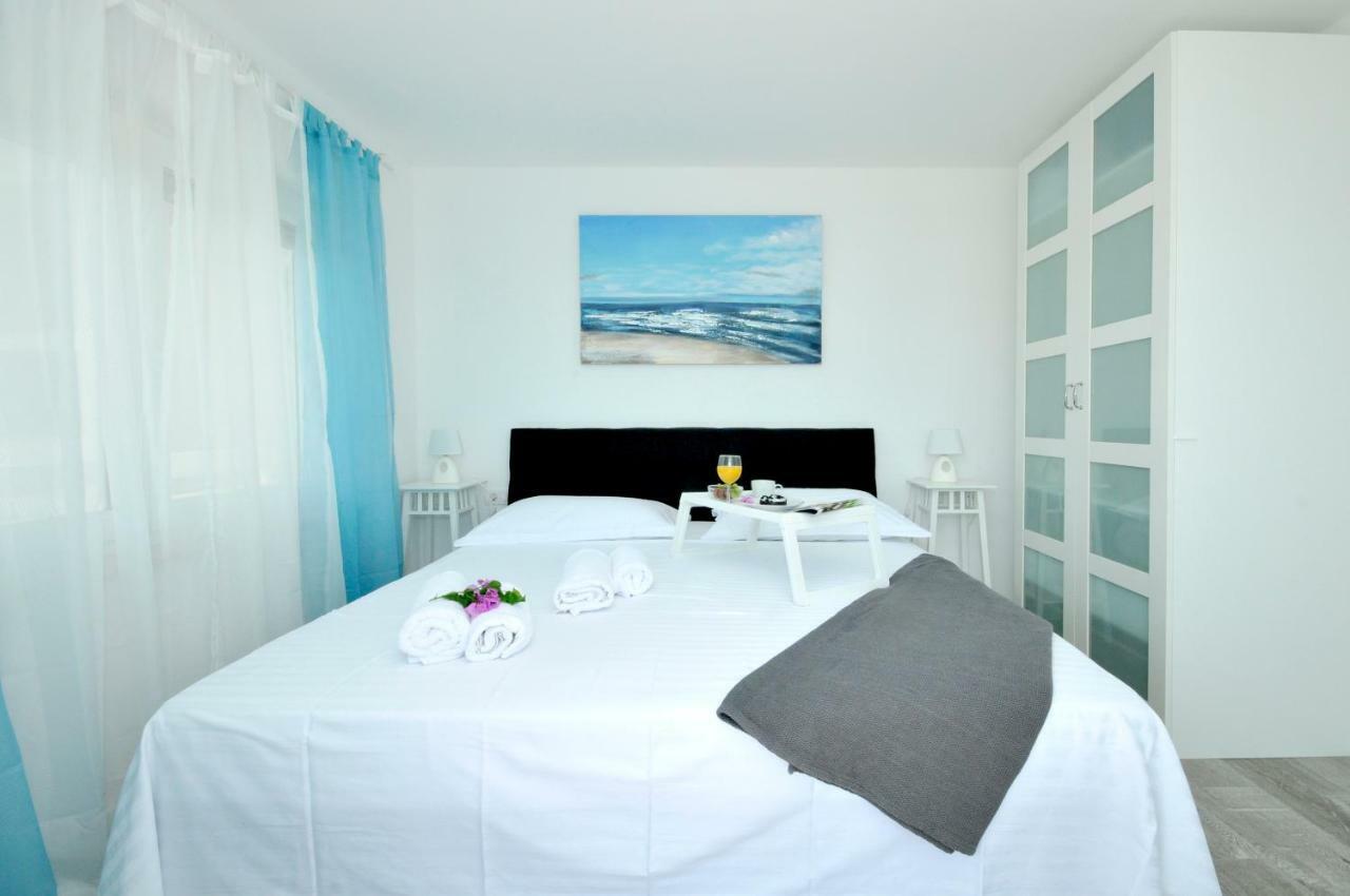 Apartmani Olive Trogir Exterior photo